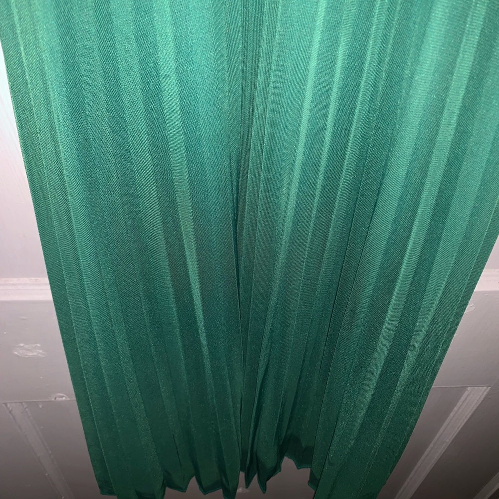 Emerald green dress! - Picture 4 of 6